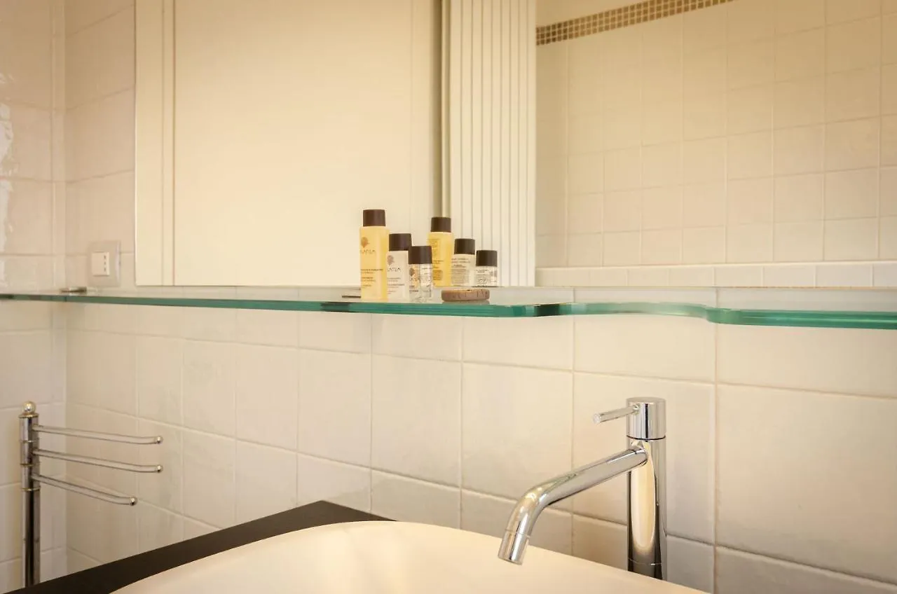 בולוניה Rizzoli Terrace Apartment 0*,