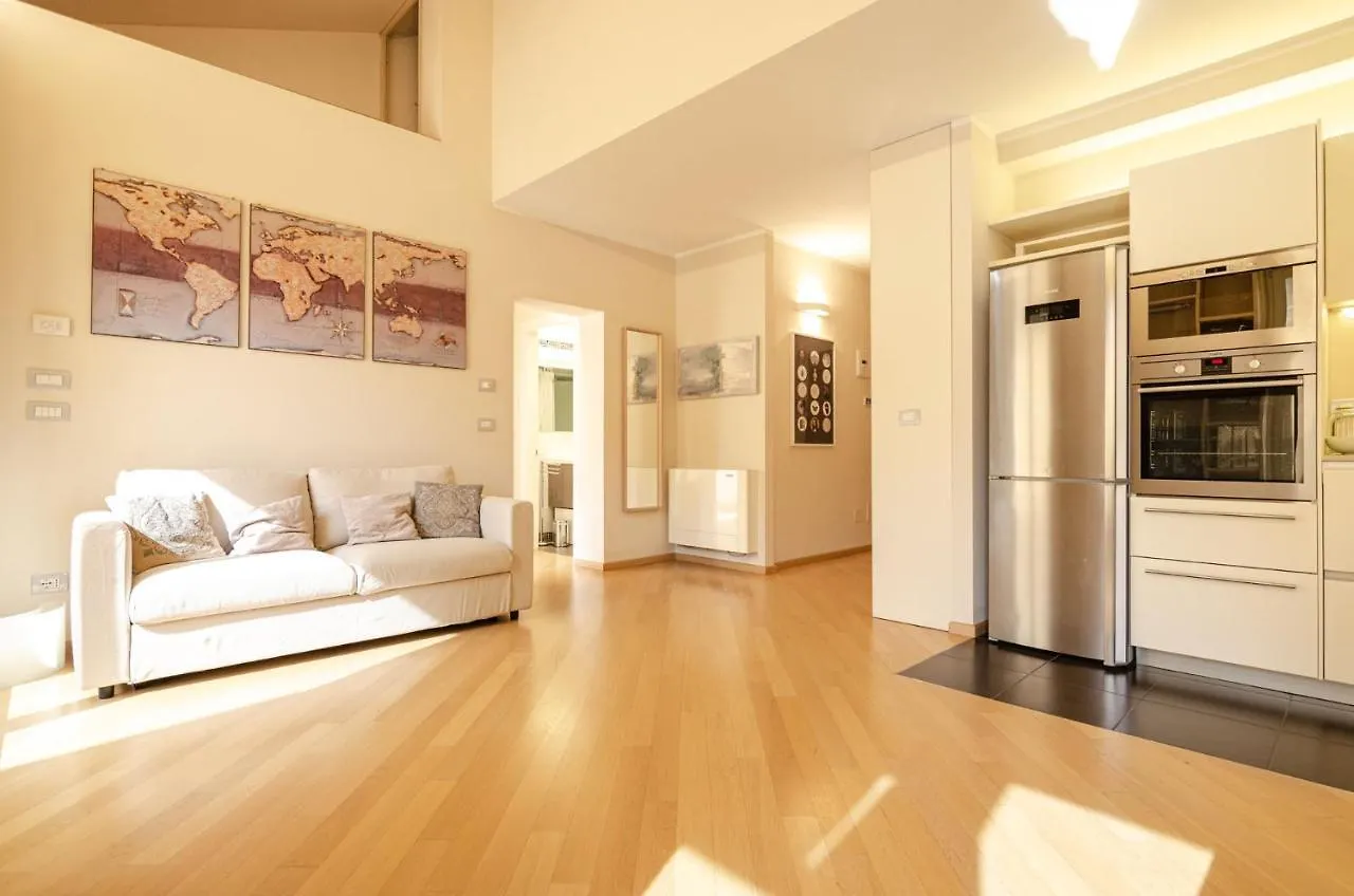 בולוניה Rizzoli Terrace Apartment