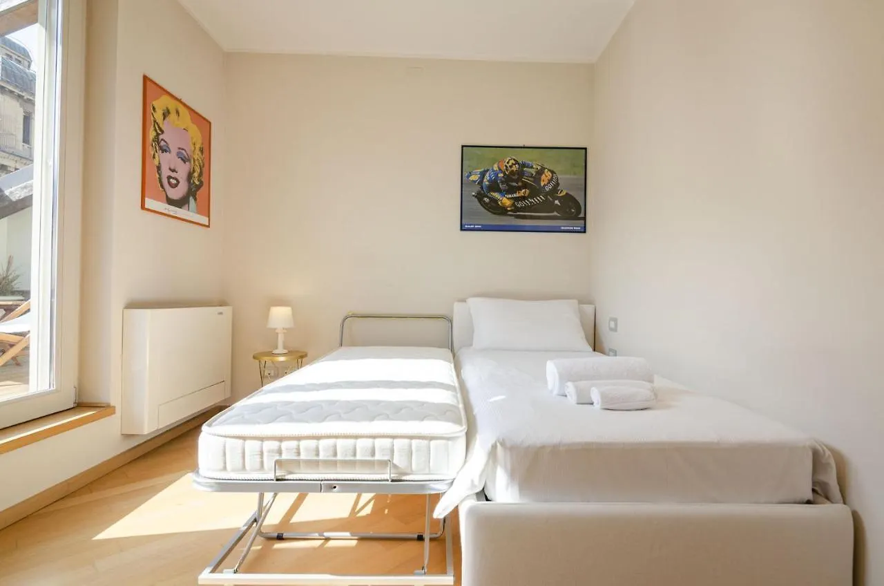 בולוניה Rizzoli Terrace Apartment איטליה